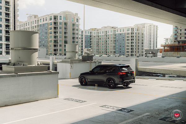 Фото дисков Vossen EVO-4 Черный глянец на BMW X5/X5 M (G05/G18/F95)