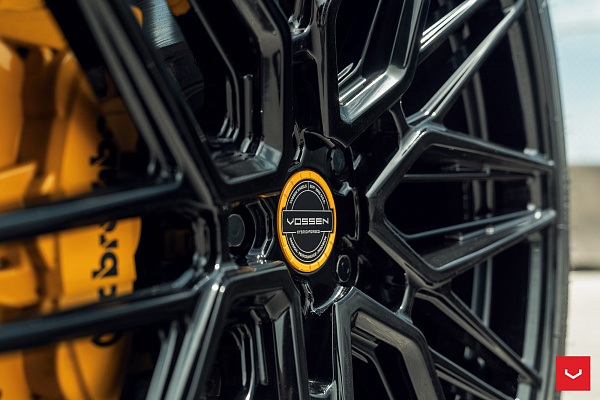 Фото дисков Vossen HF-7 Черный глянец на Jeep Grand Cherokee IV