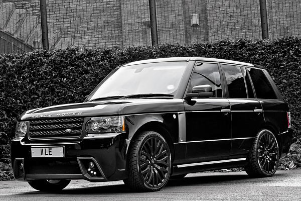 Фото дисков Kahn RS-2 Черный сатин на Land Rover Range Rover III