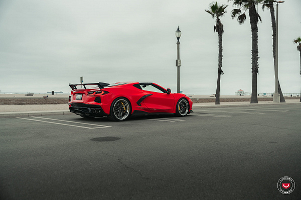 Фото дисков Vossen EVO-1 (3-Piece) Глянцевый графит на Chevrolet Corvette C8