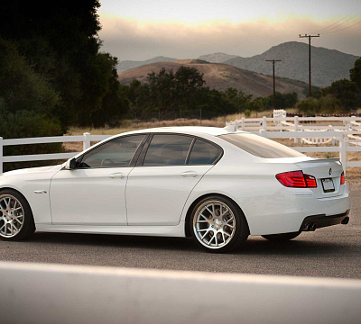 Фото дисков Vossen CV2 на BMW 5/M5 (F10)