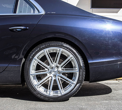 Фото дисков CEC C25 на Bentley Flying Spur II