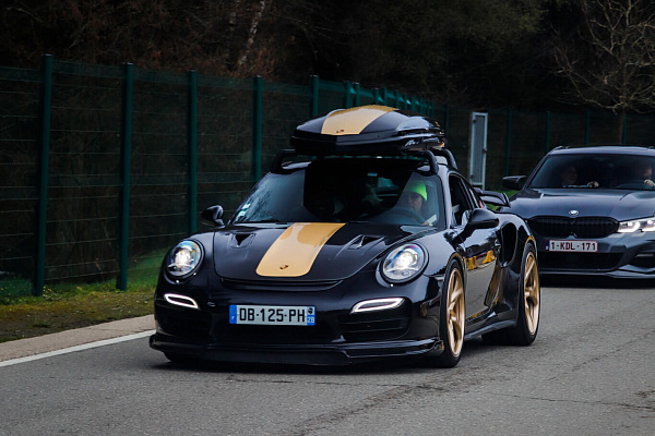 Фото дисков HRE 522M Глянцевое золото на Porsche 911 VII