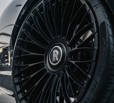 Фото дисков Vossen UV-6 на Rolls-Royce Ghost II