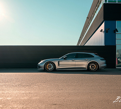 Фото дисков Vossen HF-3 на Porsche Panamera II