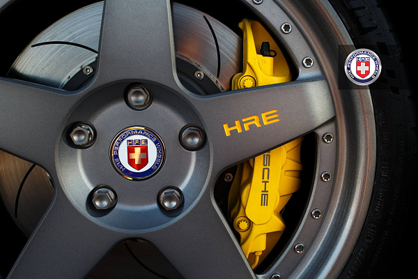 Porsche Cayman GT4
