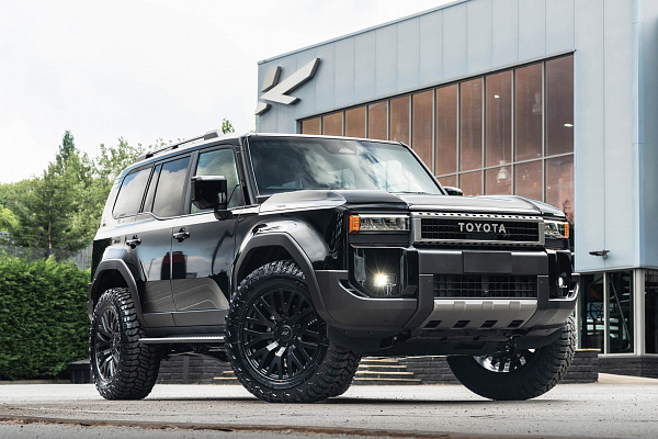 Фото дисков Kahn G22 DC Черный сатин на Toyota Land Cruiser Prado 250