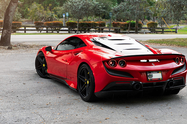 Ferrari F8 Tributo