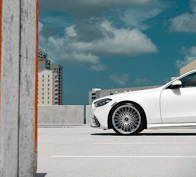 Фото дисков Vossen S17-14 на Mercedes-Benz S-Class (W223)