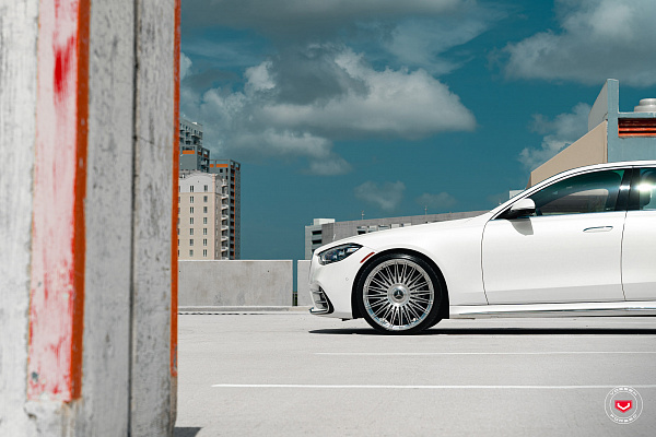 Фото дисков Vossen S17-14 Глянцевый лак на Mercedes-Benz S-Class (W223)