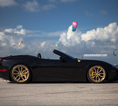 Фото дисков HRE S201H на Ferrari California