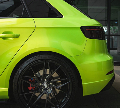 Фото дисков Bola FLR на Audi A/S/RS 3 (8V)