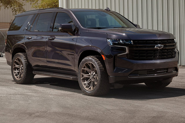 Фото дисков 4PLAY 4P83 Сатиновая бронза на Chevrolet Tahoe V