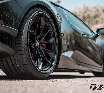Фото дисков HRE S201 на Lamborghini Huracan