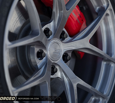 Фото дисков BC Forged RZ21 на Chevrolet Corvette C8