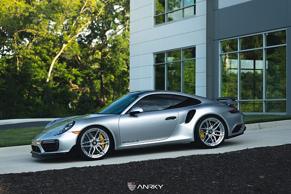 Фото дисков Anrky AN26 Полированный лак на Porsche 911 VII