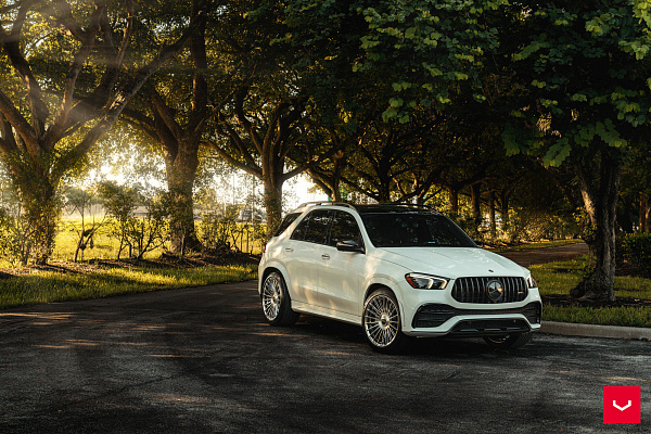 Фото дисков Vossen HF-8 Глянцевый лак на Mercedes-Benz GLE II