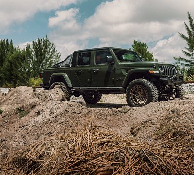 Фото дисков Vossen HFX-1 (5-Lug) на Jeep Gladiator II (JT)