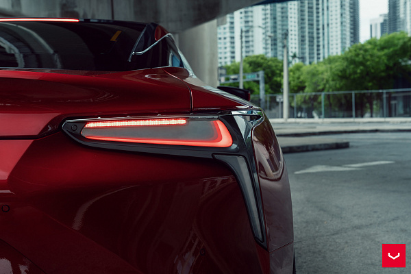 Фото дисков Vossen HF-7 Глянцевый графит на Lexus LC 500