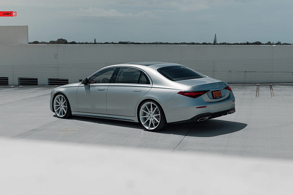 Фото дисков Anrky AN18 Глянцевый лак на Mercedes-Benz S-Class (W223)