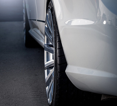 Фото дисков MRR HR9 на Mercedes-Benz E-Class (W212, S212, C207)