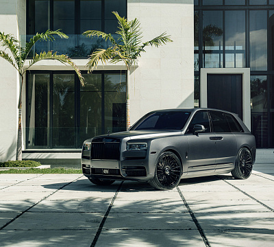 Фото дисков Vossen S17-15T на Rolls-Royce Cullinan