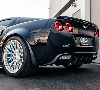 Фото дисков HRE P200 на Chevrolet Corvette C6