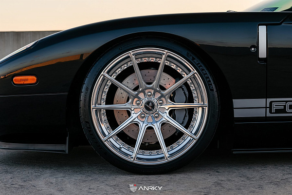 Фото дисков Anrky RS4.2 Полированный лак на Ford GT I