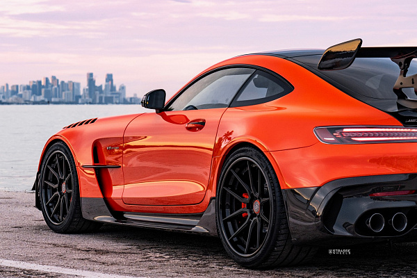 Фото дисков Strasse Wheels SV5 Deep Concave FS Черный сатин на Mercedes-Benz AMG GT I