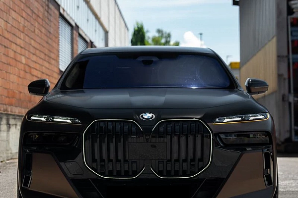 Фото дисков ST Wheels ST7 Черный глянец на BMW 7 (G70)