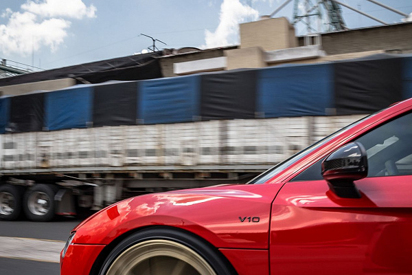 Фото дисков Anrky AN23 Сатиновая шампань на Audi R8 (4S)