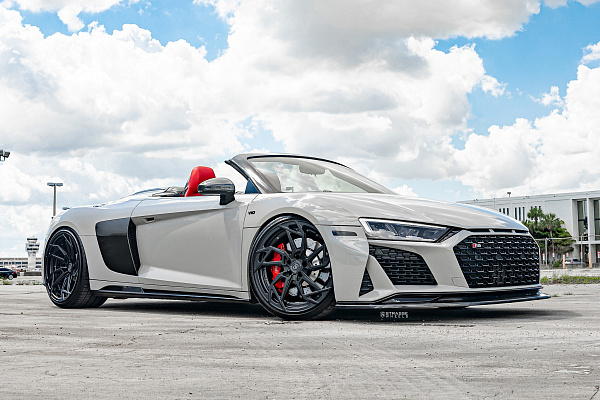 Фото дисков Strasse Wheels SB1 Deep Concave Duoblock Черный сатин на Audi R8 (4S)