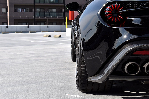 Фото дисков Anrky RS3.2 Глянцевый темный лак на Aston Martin Zagato