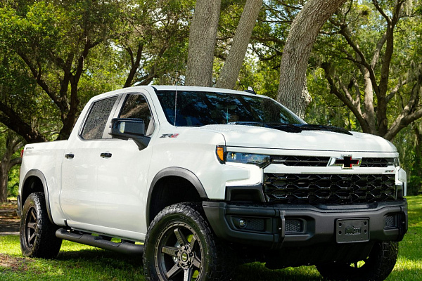 Фото дисков 4PLAY 4PS63 Сатиновая бронза на Chevrolet Silverado IV