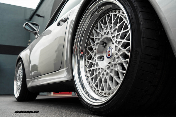Фото дисков HRE 501 Глянцевый лак на Porsche 911 IV