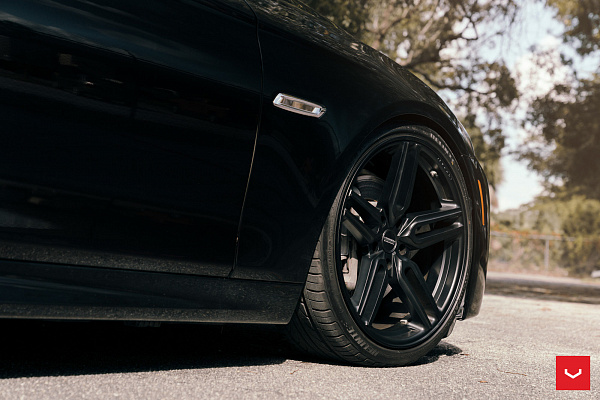 Фото дисков Vossen HF-1 Черный сатин на BMW 5/M5 (F10)