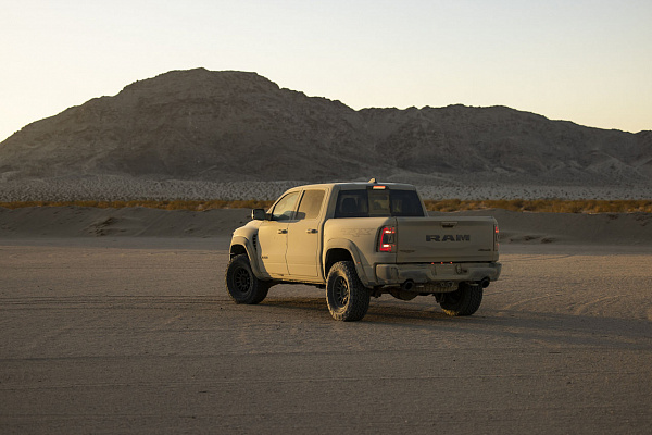 Фото дисков Black Rhino RAPID Черный матовый на Ram 1500 V