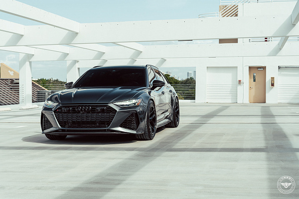 Фото дисков Vossen UV-X Черный глянец на Audi A/RS 6 (C8)