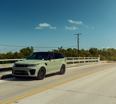 Фото дисков Vossen UV-1 на Land Rover Range Rover Sport II