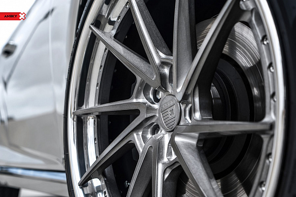 Фото дисков Anrky AN33 Глянцевый графит на  Lexus LS V
