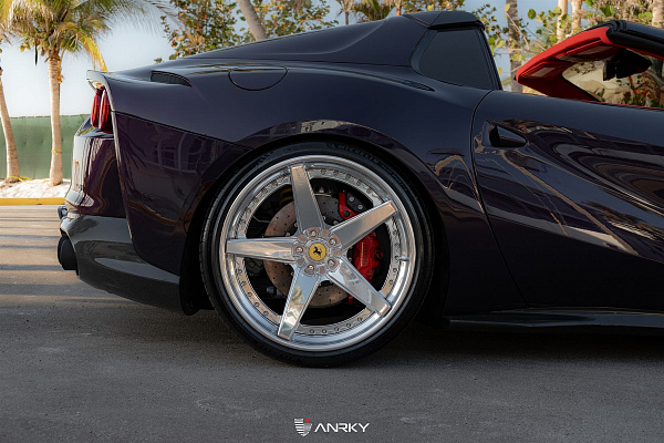 Фото дисков Anrky RS5.3 Полированный лак на Ferrari 812