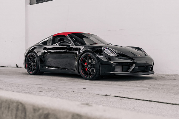 Фото дисков Brixton Forged CM5-RS Черный матовый на Porsche 911 VIII