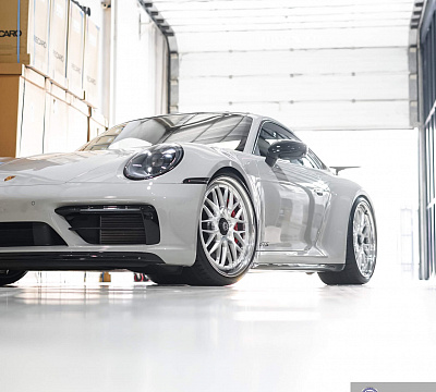 Фото дисков HRE 520 на Porsche 911 VIII