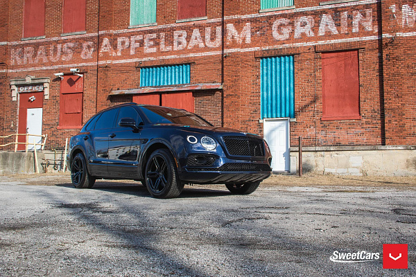 Фото дисков Vossen HF-1 Черный глянец на Bentley Bentayga