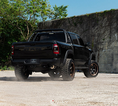 Фото дисков Anrky AN36-S на Ram 1500 V