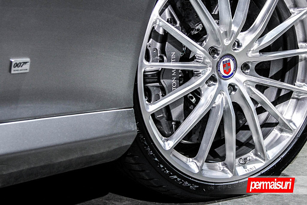Фото дисков HRE P103 Глянцевый лак на Aston Martin DB 9 