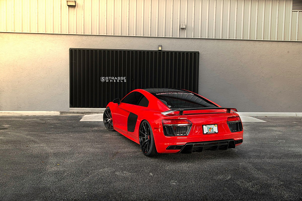 Фото дисков Strasse Wheels SV1 Deep Concave Monoblock Другой цвет на Audi R8 (4S)