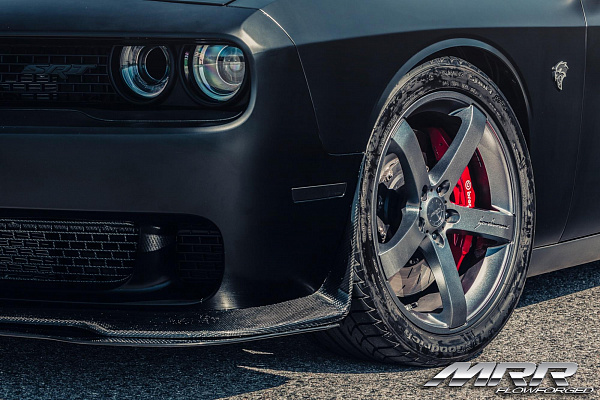 Фото дисков MRR VP5 Сатиновый графит на Dodge Challenger III