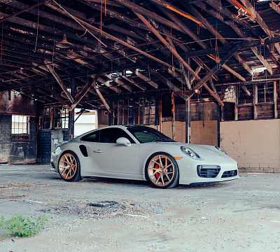 Фото дисков Strasse Wheels SM5RT Deep Concave Duoblock на Porsche 911 VII