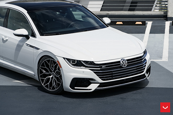 Фото дисков Vossen HF-2 Алмазная проточка на Volkswagen Arteon
